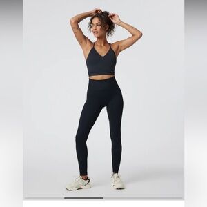 Vuori Black Leggings